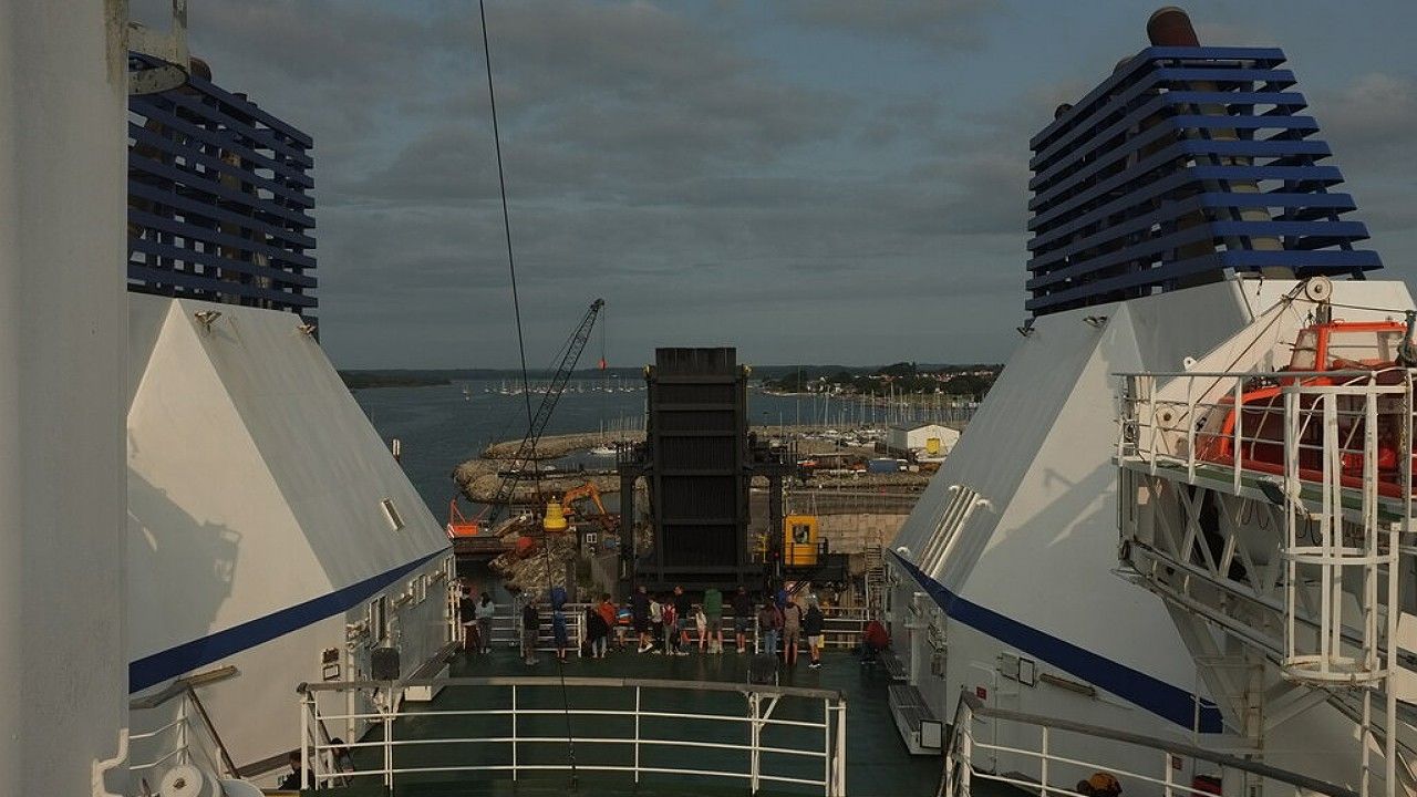 Barfleur makes final Poole crossing