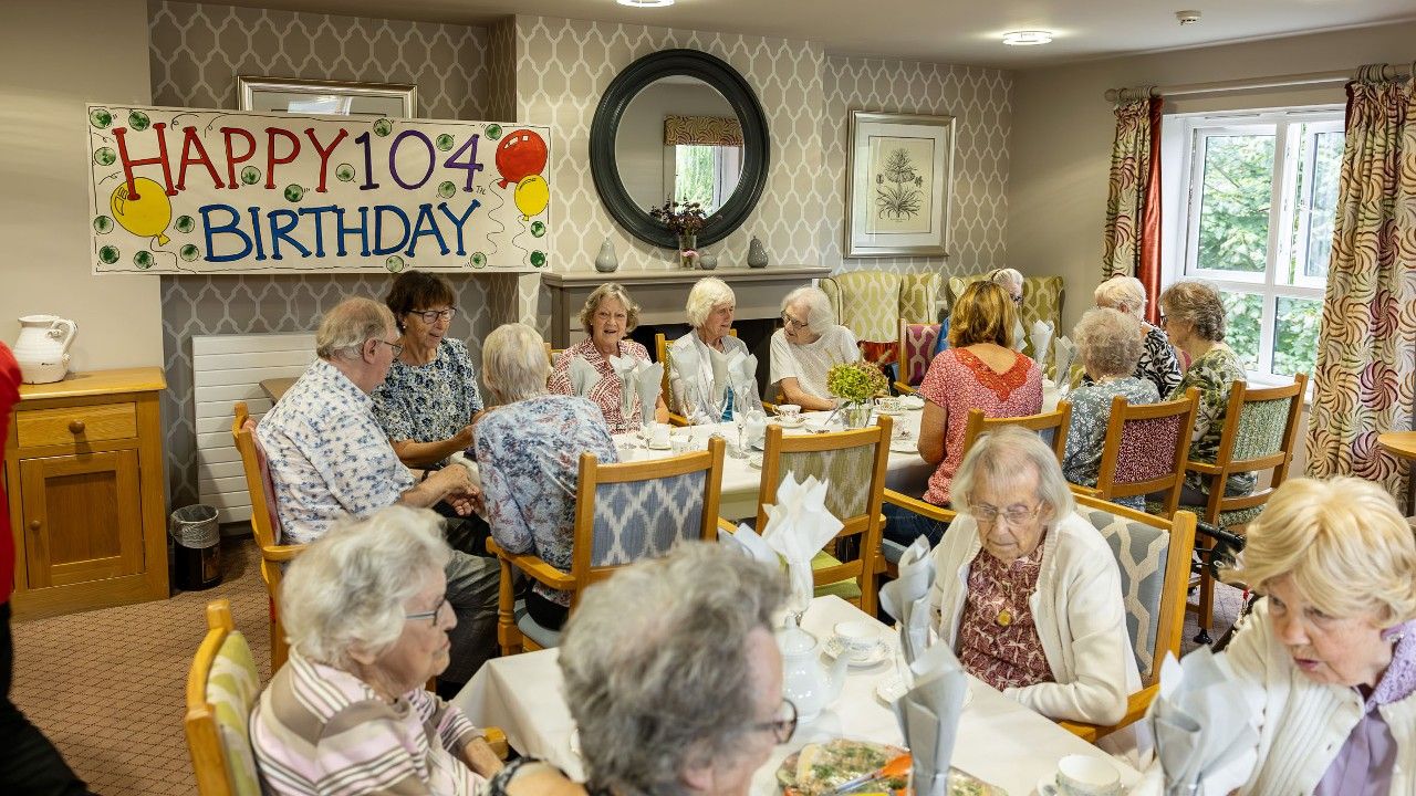 Pat marks 104th birthday in New Milton