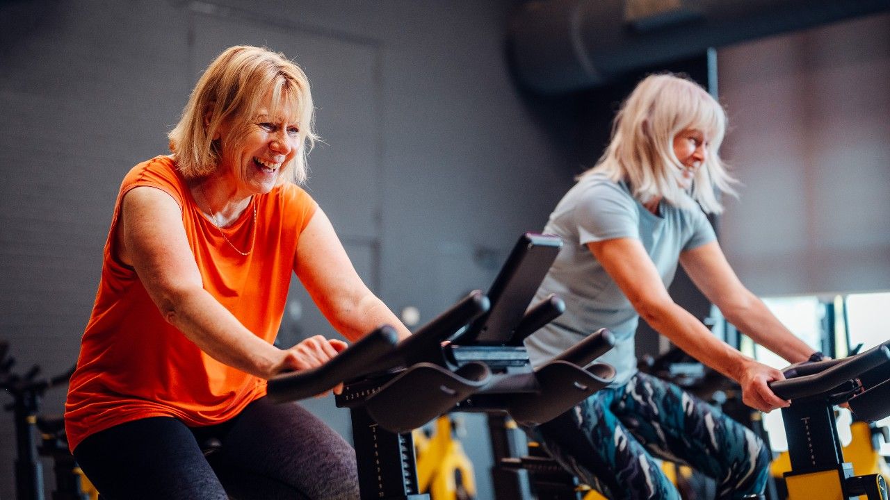 Hip pain cycling scheme wins NHS award