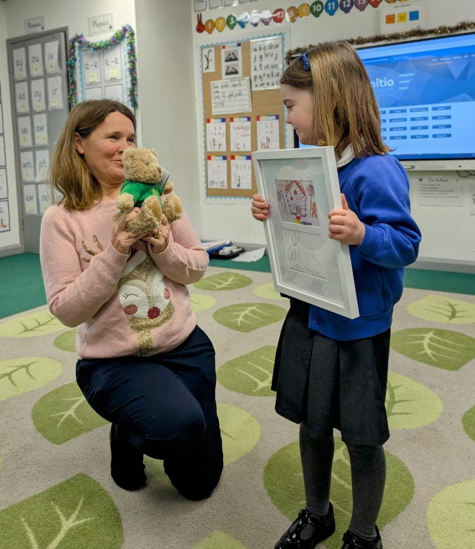 Children to design an MP Christmas card